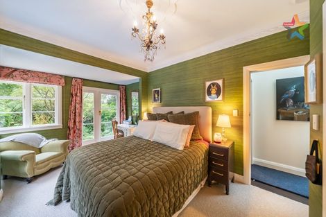 Photo of property in 34 Singers Road, Korokoro, Lower Hutt, 5012