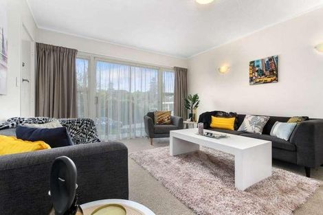 Photo of property in 2/23b Hillsborough Road, Hillsborough, Auckland, 1042