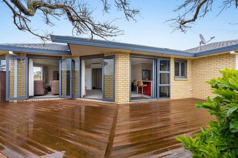 Photo of property in 31 Dillon Drive, Bell Block, New Plymouth, 4312