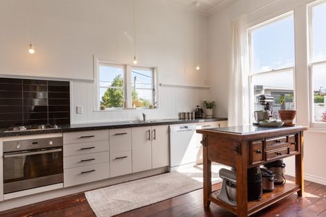 Photo of property in 8 York Street, Dannevirke, 4930