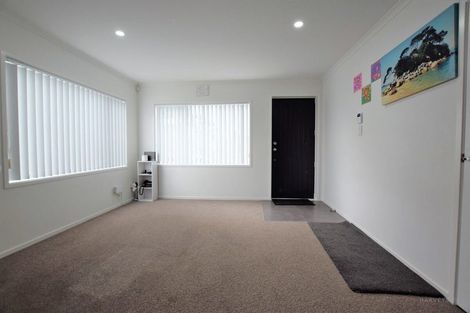Photo of property in 1/67a Metcalfe Road, Ranui, Auckland, 0612