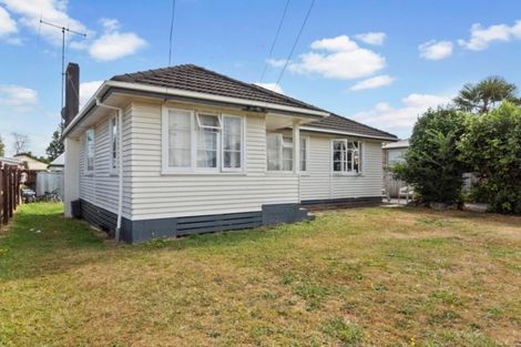 Photo of property in 15 Bruce Avenue, Glenview, Hamilton, 3206