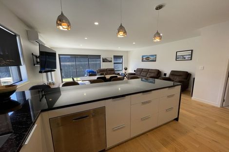 Photo of property in 14b Percy Road, Papamoa Beach, Papamoa, 3118