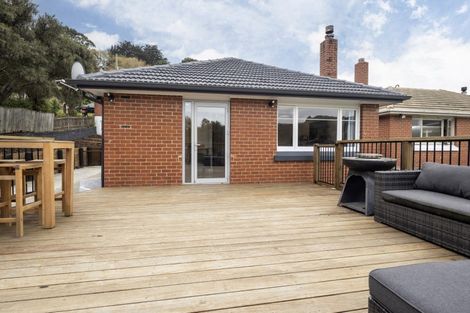 Photo of property in 28 Waldron Crescent, Green Island, Dunedin, 9018