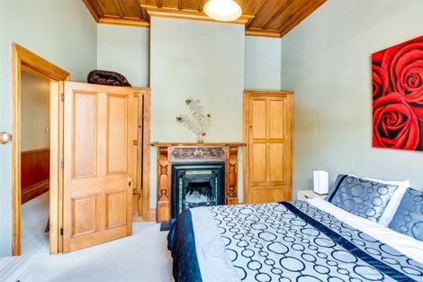 Photo of property in 21 Chaucer Road, Hospital Hill, Napier, 4110