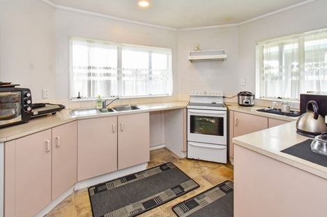 Photo of property in 18 Elderberry Road, Burswood, Auckland, 2013