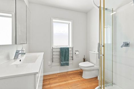 Photo of property in 1/13 Esmonde Road, Takapuna, Auckland, 0622