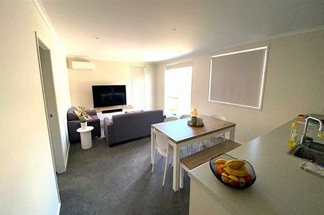 Photo of property in 22 Tabraham Crescent, Pyes Pa, Tauranga, 3112