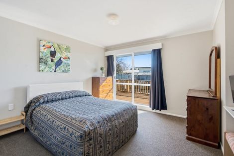 Photo of property in 17 Mortlake Street, Islington, Christchurch, 8042
