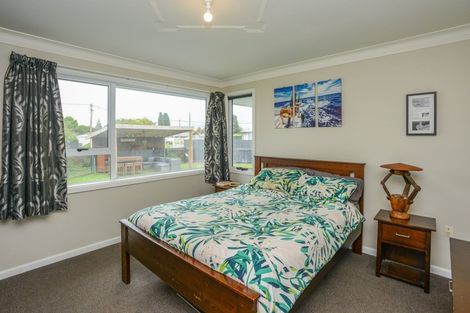 Photo of property in 15 Read Crescent, Clive, 4102