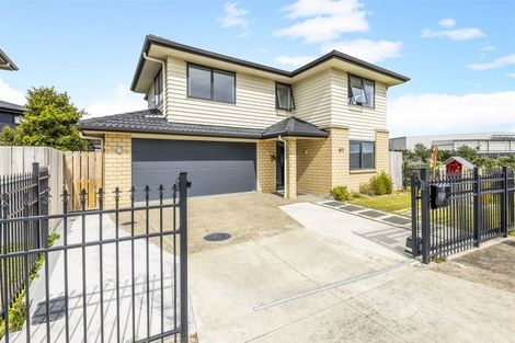 Photo of property in 87 Naylors Drive, Mangere, Auckland, 2022