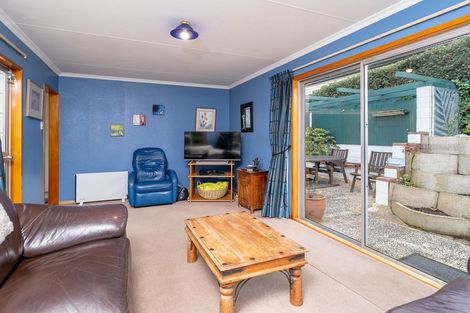 Photo of property in 6 Bernard Street, Kenmure, Dunedin, 9011