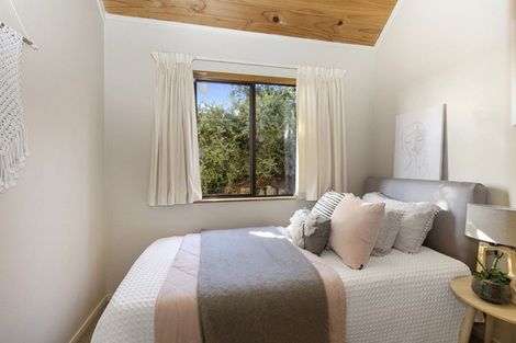 Photo of property in 10a Burn-murdoch Street, St Andrews, Hamilton, 3200