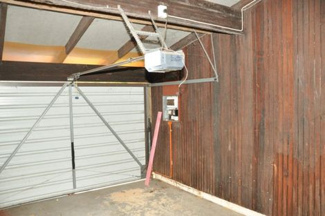 Photo of property in 44 Valley View Road, Glenfield, Auckland, 0629