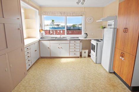 Photo of property in 21 Seabury Avenue, Foxton Beach, Foxton, 4815