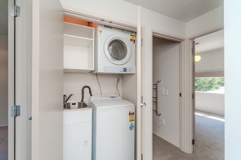 Photo of property in 24/2 Onslow Road, Khandallah, Wellington, 6035