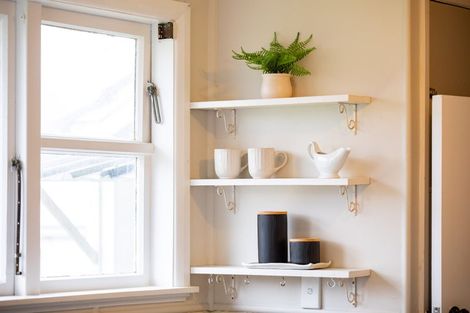 Photo of property in 16 Churchill Avenue, Maeroa, Hamilton, 3200