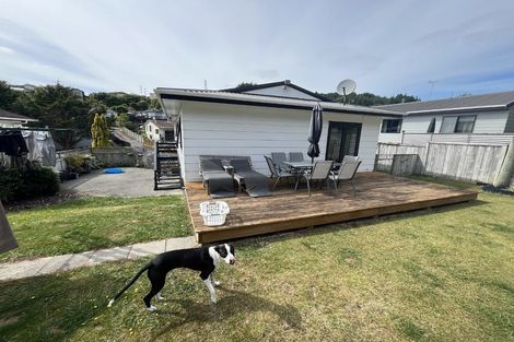 Photo of property in 58 Albatross Close, Whitby, Porirua, 5024