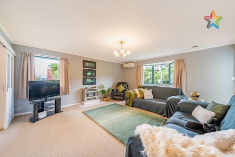 Photo of property in 126 Normandale Road, Normandale, Lower Hutt, 5010