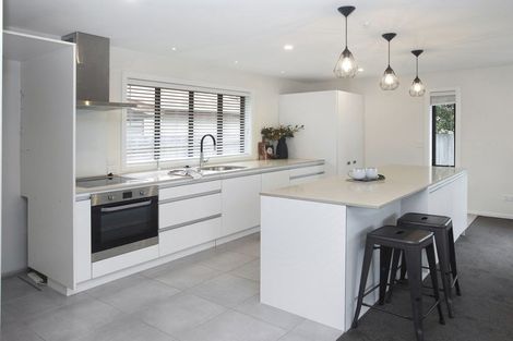 Photo of property in 10 Epping Place, Burnside, Christchurch, 8053