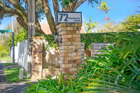 Photo of property in 10/72 Kitchener Road, Milford, Auckland, 0620