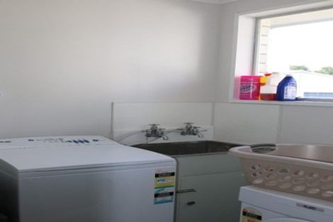 Photo of property in 36 Herbert Avenue, Cloverlea, Palmerston North, 4412