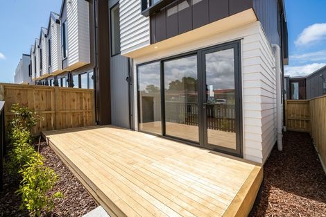 Photo of property in 89 Waipuhinui Way, Wiri, Auckland, 2104