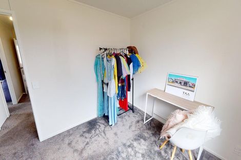 Photo of property in 24 Fergusson Street, Marton, 4710