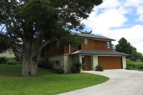 Photo of property in 57 Ridgeway Road, Pukekohe, 2120