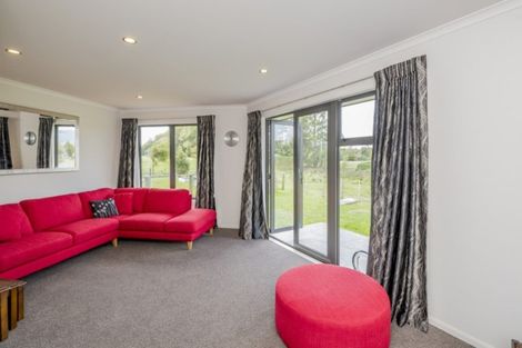 Photo of property in 9 Tullahoma Way, Ohau, Levin, 5570