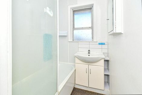 Photo of property in 1/69 Coronation Road, Papatoetoe, Auckland, 2025