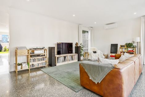 Photo of property in 28e Ian Morrison Road, Hobsonville, Auckland, 0616