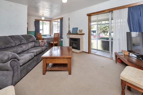 Photo of property in 5 Tuatara Drive, Te Kamo, Whangarei, 0112