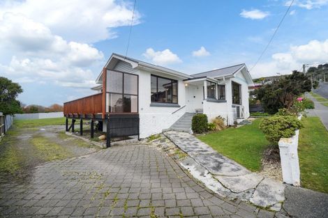 Photo of property in 12 Walker Street, Bluff, 9814