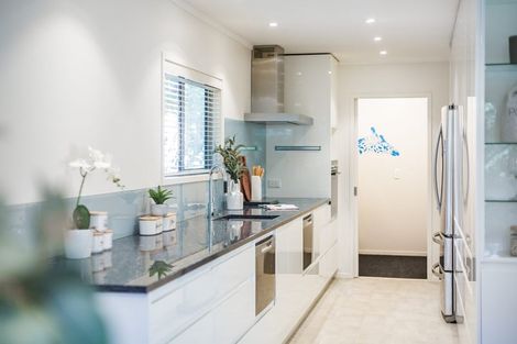 Photo of property in 4 Te Kura Road, Pukerua Bay, 5026