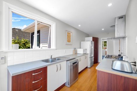 Photo of property in 74 Bowhill Road, New Brighton, Christchurch, 8083