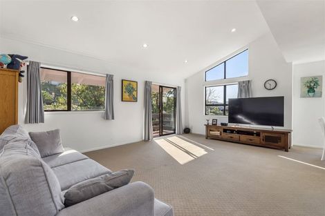 Photo of property in 9 Honeysuckle Lane, Mairangi Bay, Auckland, 0630