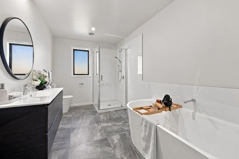 Photo of property in 6 Blackhawk Close, Kinloch, 3377