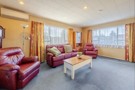 Photo of property in 577-579 Lowe Street, Camberley, Hastings, 4120