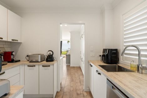 Photo of property in 53 Motiti Road, Papamoa Beach, Papamoa, 3118