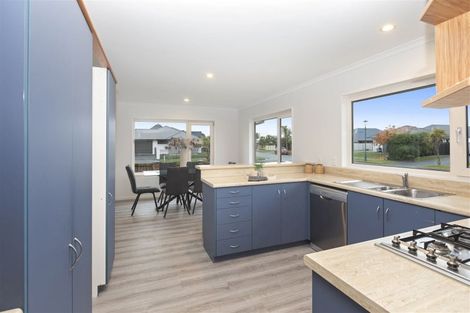 Photo of property in 24 Ti Rakau Drive, Woolston, Christchurch, 8023