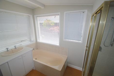 Photo of property in 8 Saint Mary Street, Thorndon, Wellington, 6011