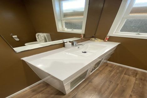 Photo of property in 310 Main Road, Tawa, Wellington, 5028