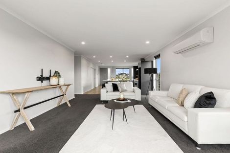 Photo of property in 32 George West Square West, Wigram, Christchurch, 8025