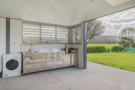 Photo of property in 27 Pacific Place, Whitianga, 3510