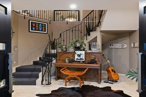 Photo of property in 198 Oceanbeach Road, Mount Maunganui, 3116