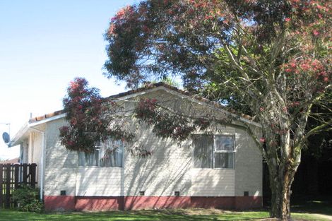 Photo of property in 21 Jenkins Avenue, Redwood, Christchurch, 8051