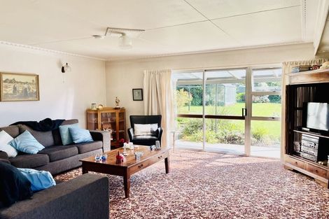 Photo of property in 22 Awamoa Road, Holmes Hill, Oamaru, 9401