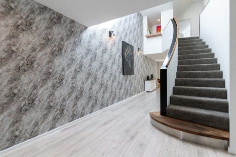 Photo of property in 2/37 Poynder Avenue, Merivale, Christchurch, 8014