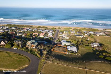 Photo of property in 40 Bedford Parade, Brighton, Dunedin, 9035